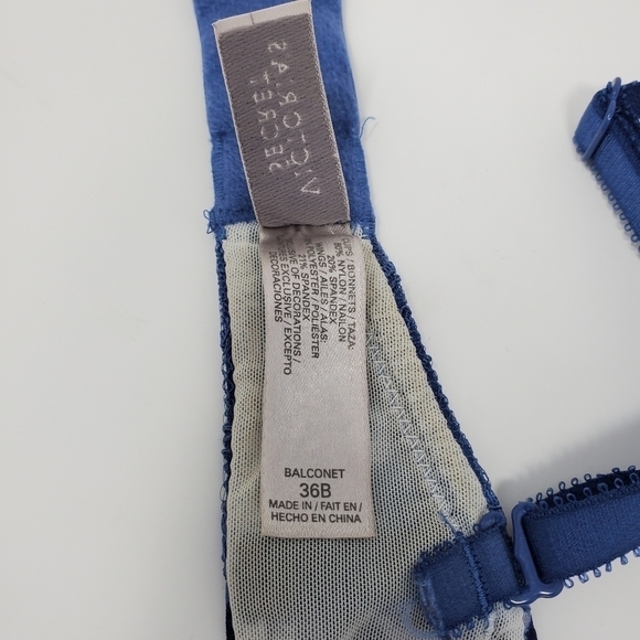 VICTORIA'S SECRET BLUE LACE ANIMAL PRINT BALCONET PUSH UP BRA WOMEN 36B - Picture 8 of 15